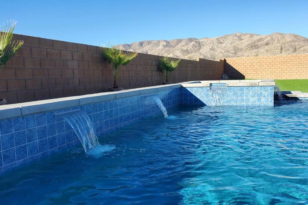New House With Salt Water Pool And Majestic Views Hébergement de vacances Desert Hot Springs