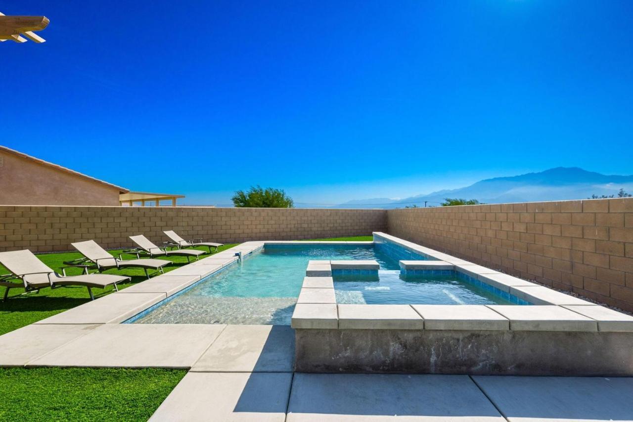 New House With Salt Water Pool And Majestic Views Hébergement de vacances Desert Hot Springs