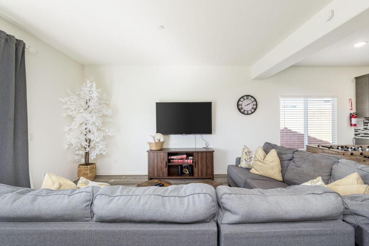 New House With Salt Water Pool And Majestic Views Desert Hot Springs